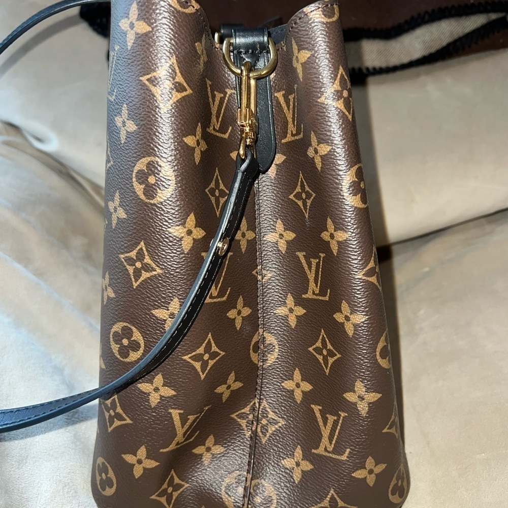 Louis Vuitton Neo Noe MM in excellent condition. - Picture 5 of 16